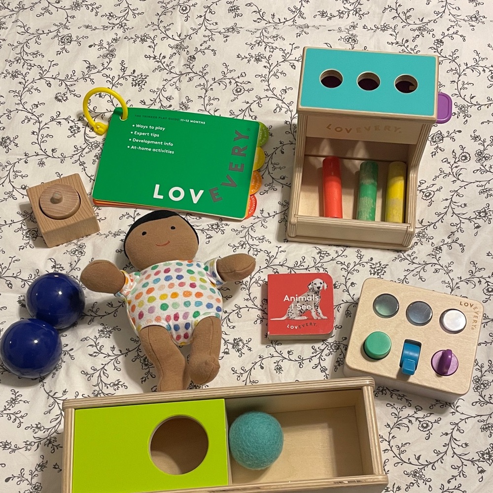 Lovevery The Thinker Play Kit 11-12 Months